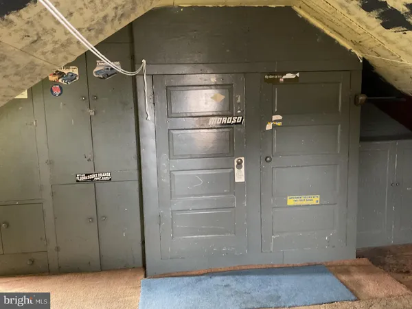 a view of a city street with cars