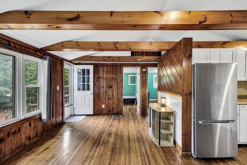 95 Lake Avenue Wareham, MA 02538 - Photo 10 of 38