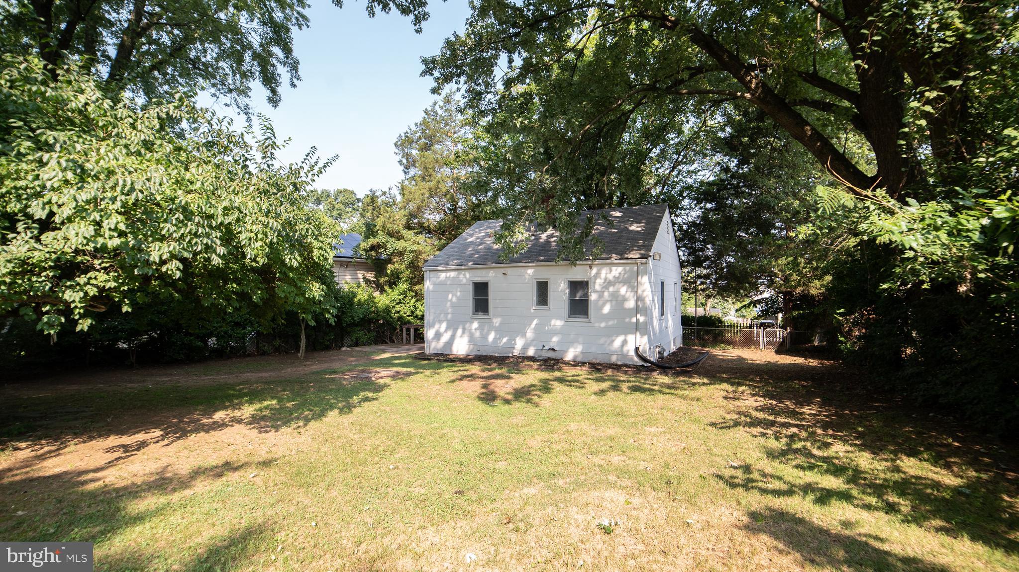4502 Clearfield Road Silver Spring, MD 20906 - Photo 11 of 33 Back