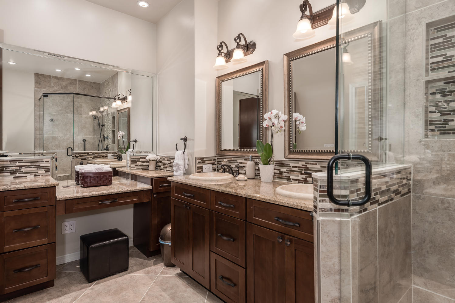 16075 Sims Road, Unit B203 Delray Beach, FL 33484 - Photo 24 of 43 Awesome Master Bathroom