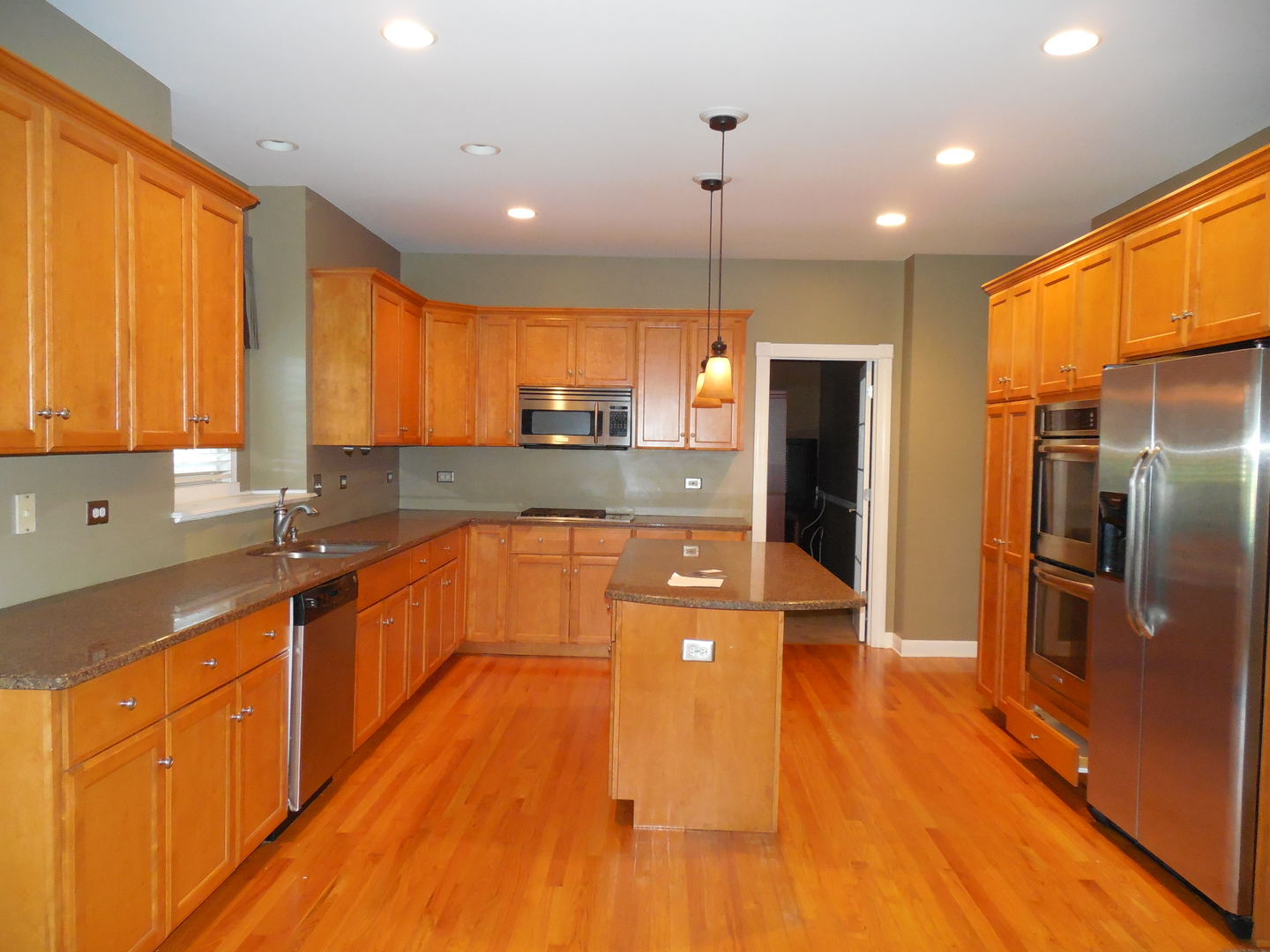 4N570 School Road St. Charles, IL 60175 - Photo 2 of 30