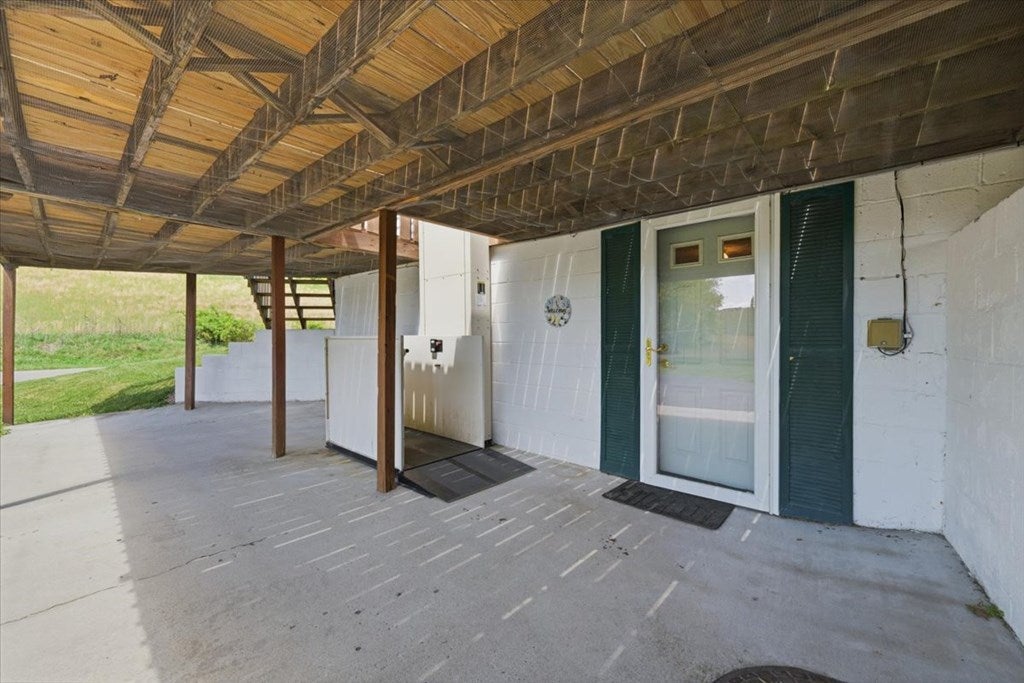1012 Ridgedale Road Saltville, VA 24370 - Photo 14 of 73 Gallery Image 14