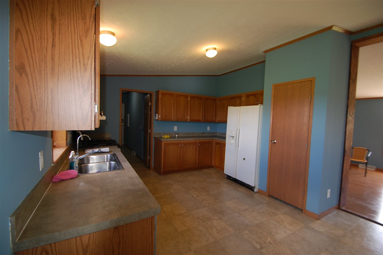 1415 Brick Road West Branch, MI 48661 - Photo 6 of 37 1846296-5.JPG