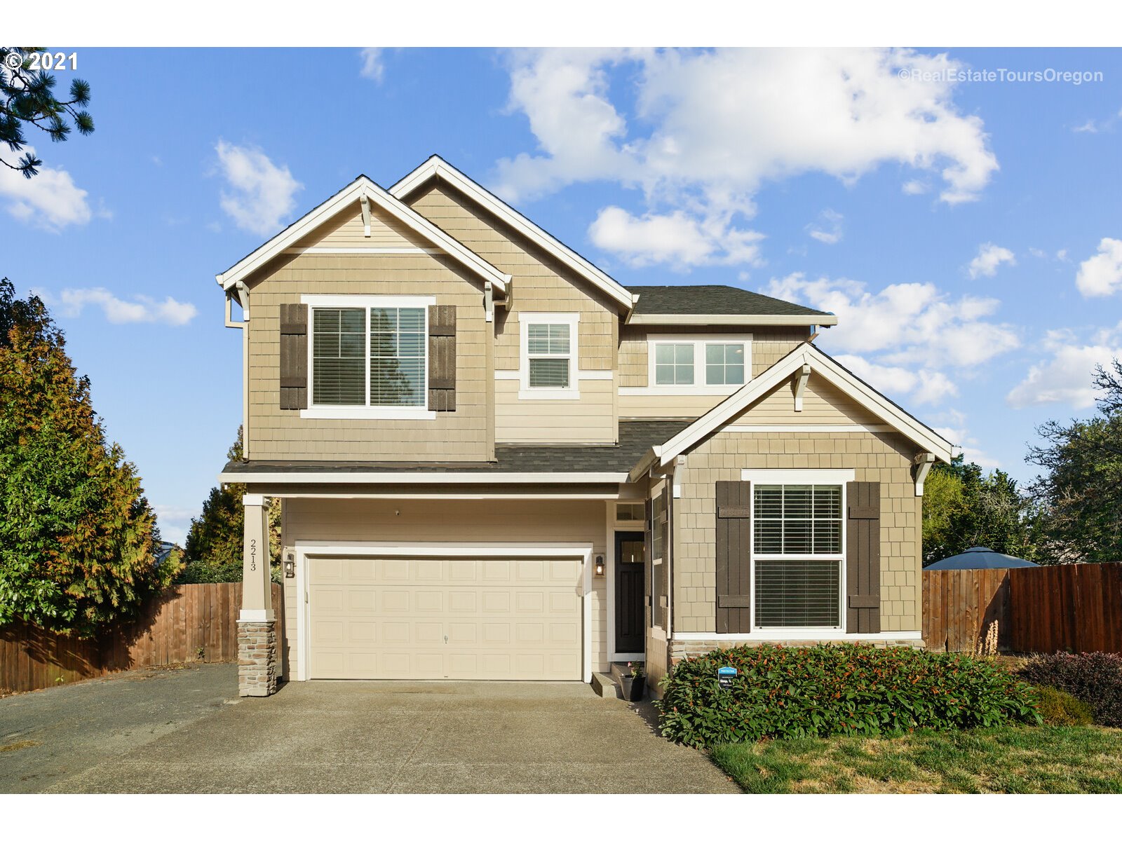 2213 Southeast Minter Bridge Road Hillsboro, OR 97123 - Photo 1 of 30 Gallery Image 1