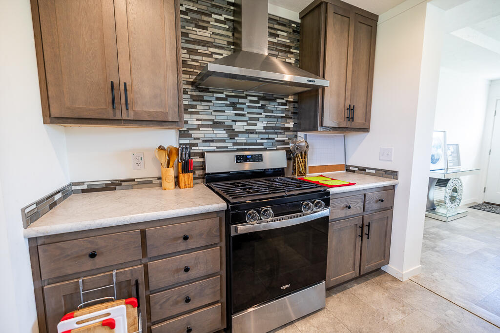 8 8 Rod Road, Unit 240 Waterville, ME 04901 - Photo 7 of 46 HY3A8167