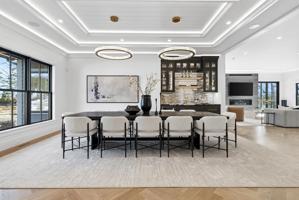 9 Tuttle Lane Lynnfield, MA 01940 - Photo 6 of 42 a living room with furniture and large window