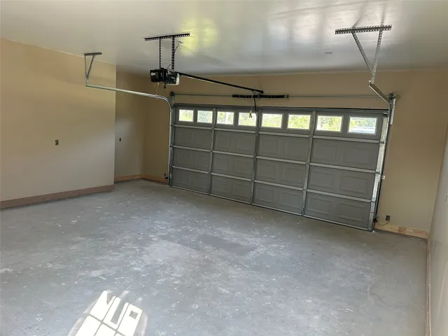 a view of a garage