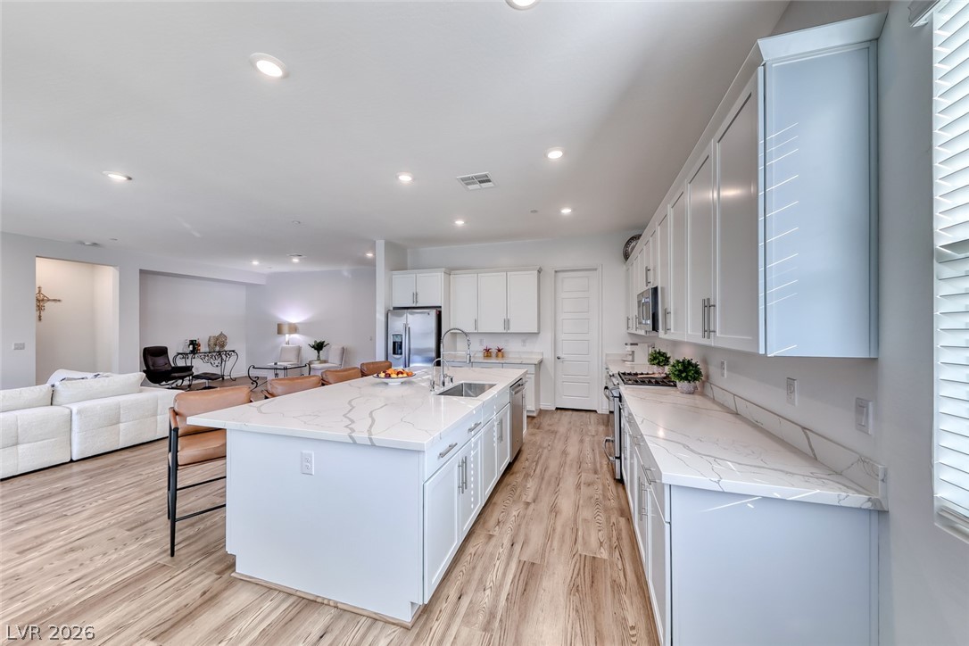 141 Juliette Pointe Lane Henderson, NV 89011 - Photo 18 of 67