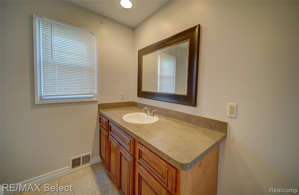 3080 Oak Grove Road Howell, MI 48855 - Photo 44 of 62