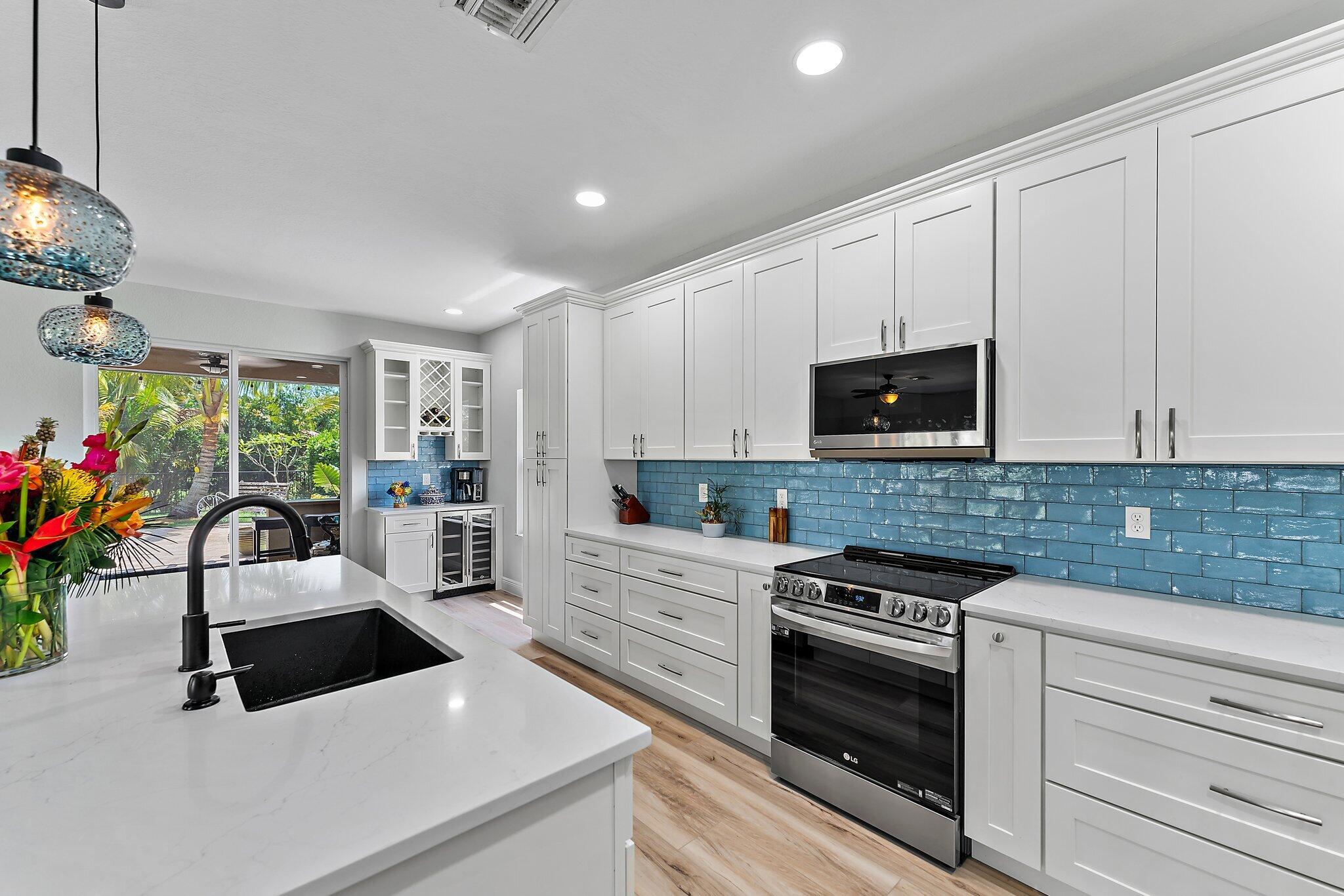 139 Rudder Cay Way Jupiter, FL 33458 - Photo 18 of 40 025-139RudderCayWay-Jupiter-SMALL