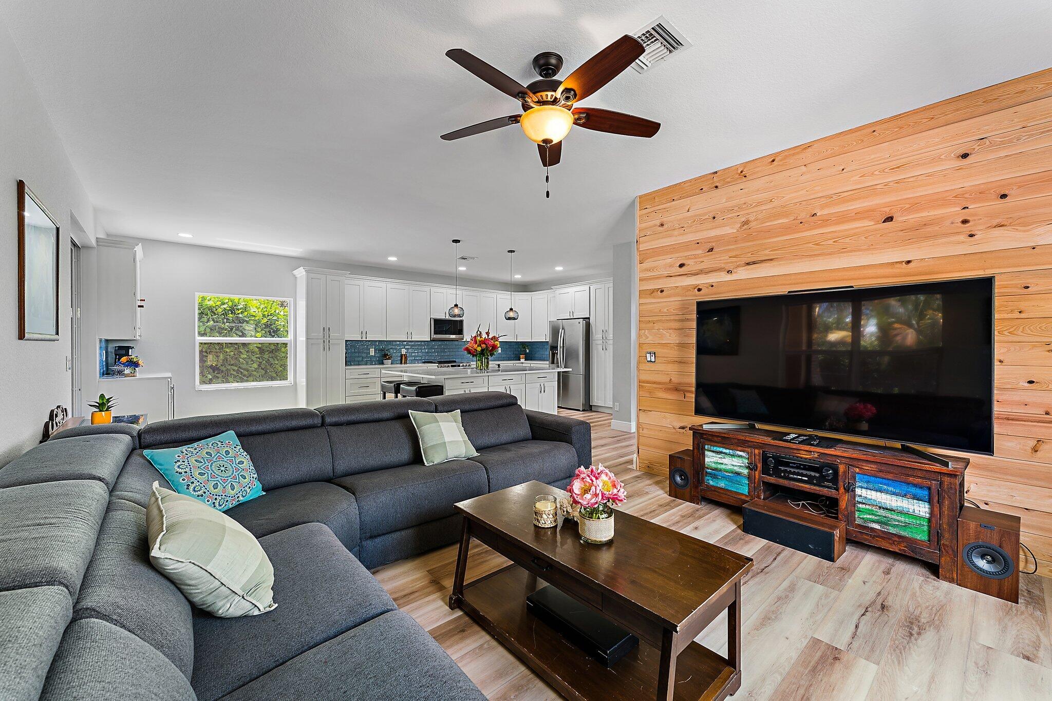 139 Rudder Cay Way Jupiter, FL 33458 - Photo 20 of 40 028-139RudderCayWay-Jupiter-SMALL