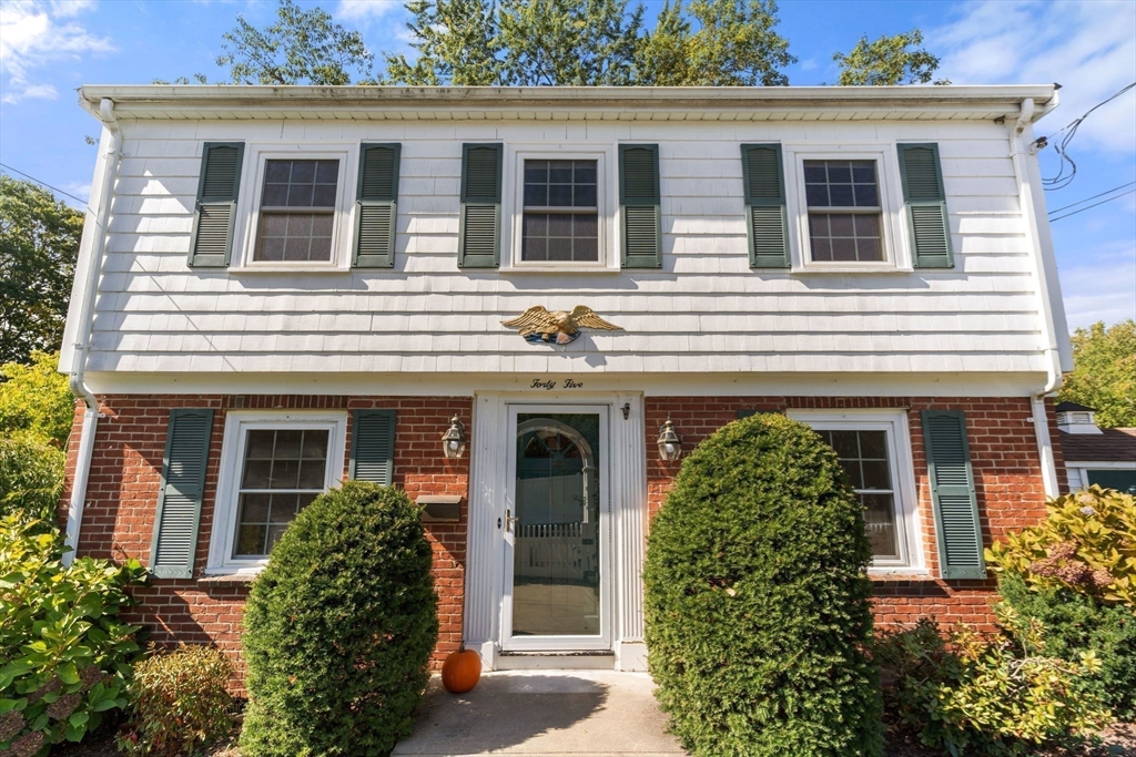 45 Commonwealth Avenue Dedham, MA 02026 - Photo 2 of 35
