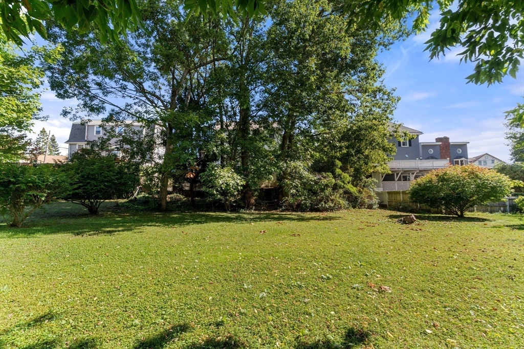 45 Commonwealth Avenue Dedham, MA 02026 - Photo 32 of 35