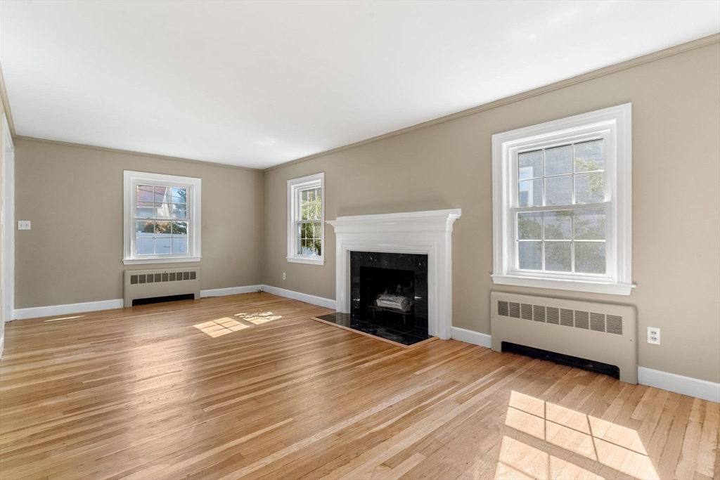 45 Commonwealth Avenue Dedham, MA 02026 - Photo 9 of 35