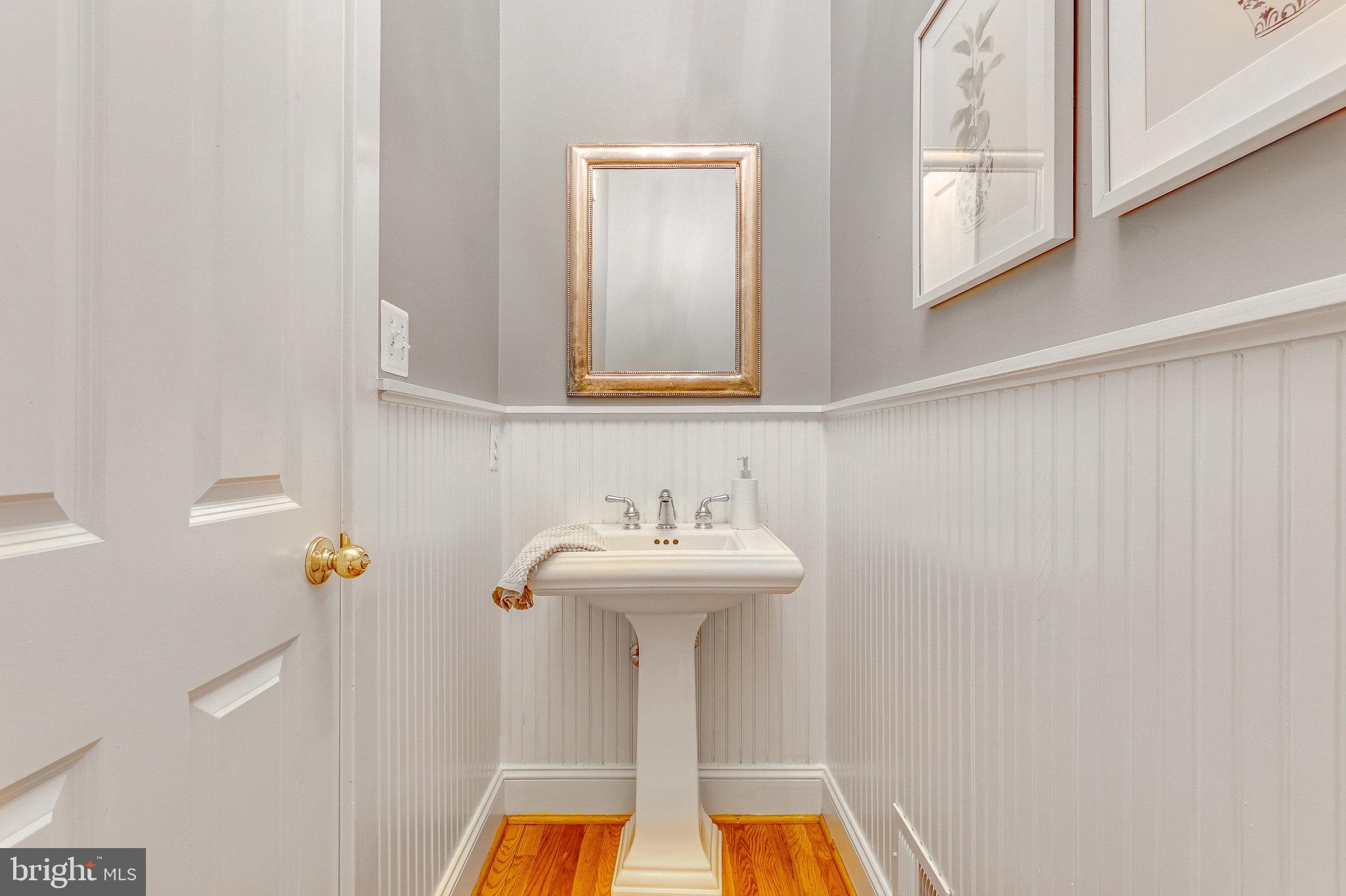 320 Adahi Road Southeast Vienna, VA 22180 - Photo 22 of 50