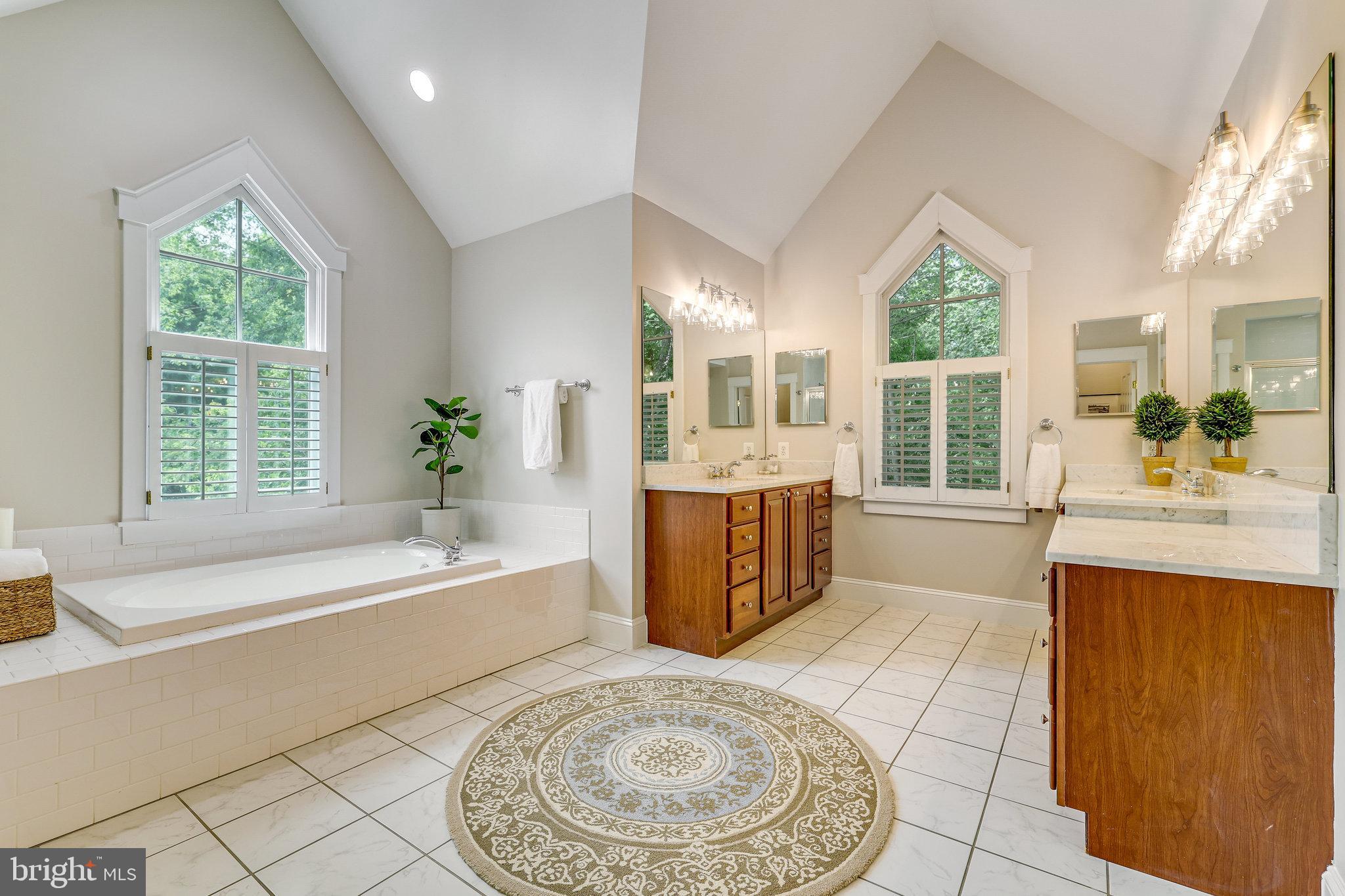 320 Adahi Road Southeast Vienna, VA 22180 - Photo 26 of 50