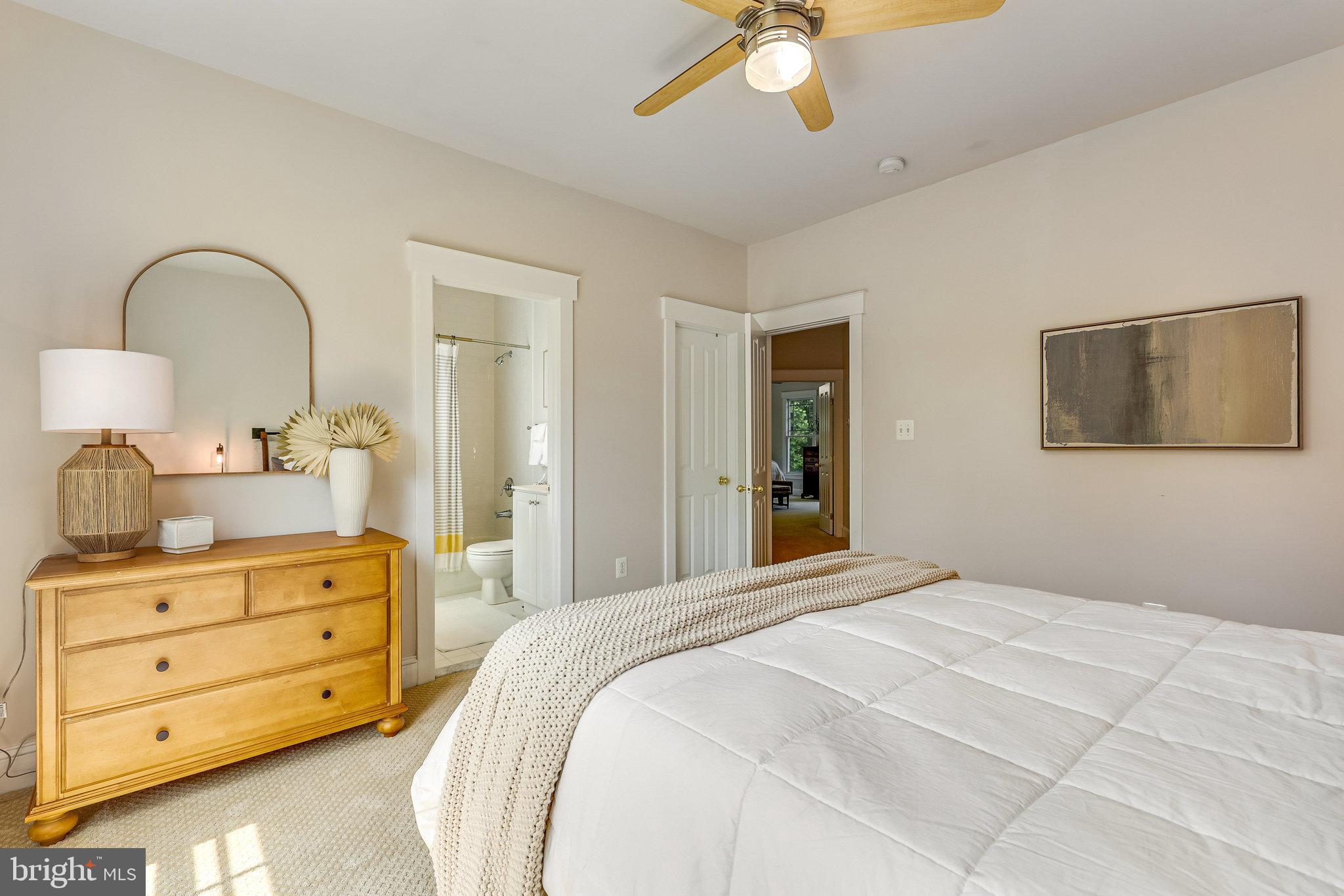 320 Adahi Road Southeast Vienna, VA 22180 - Photo 29 of 50