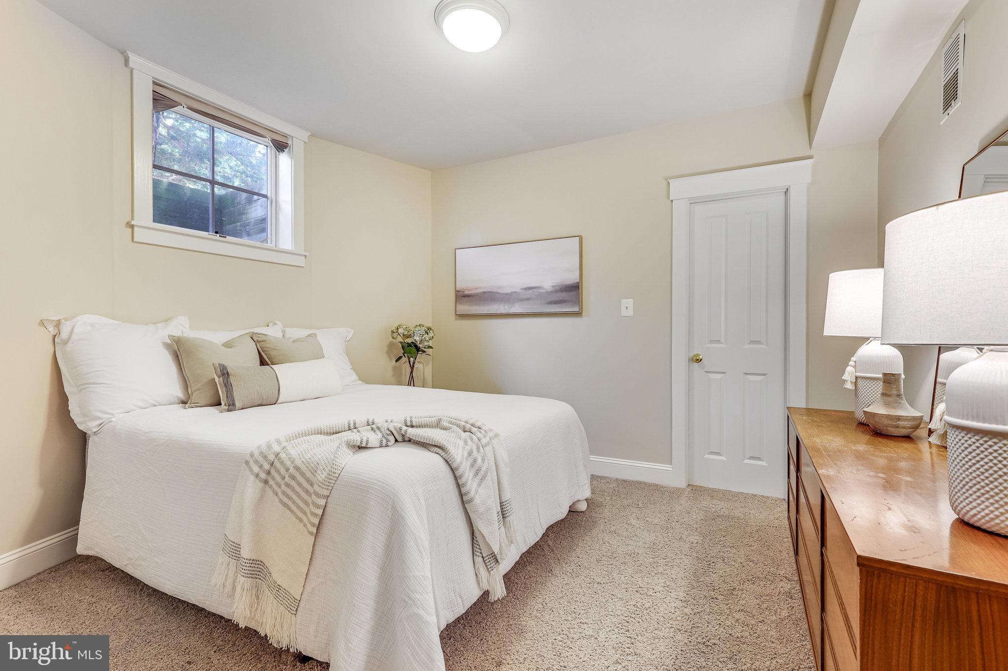 320 Adahi Road Southeast Vienna, VA 22180 - Photo 41 of 50