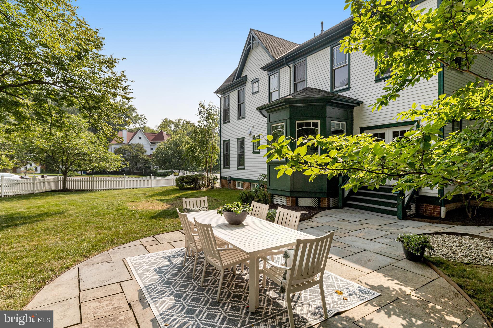 320 Adahi Road Southeast Vienna, VA 22180 - Photo 43 of 50