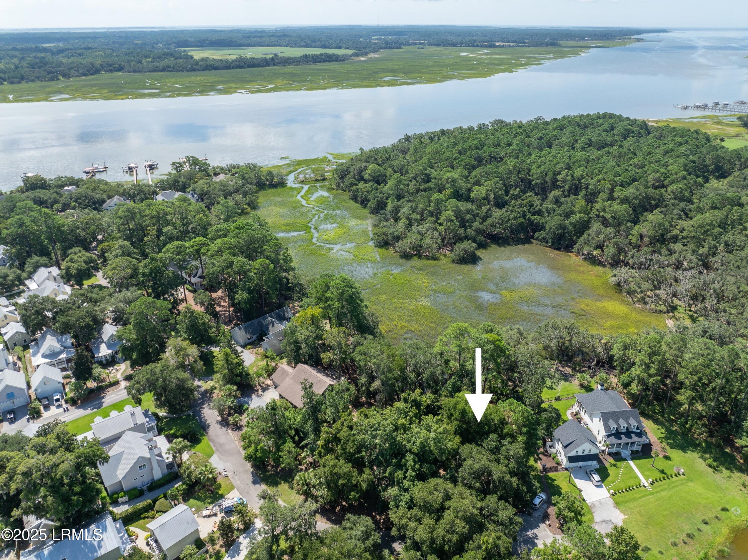 19 Sheridan Road Beaufort, SC 29907 - Photo 20 of 34 DJI_0374.jpg-SMALL