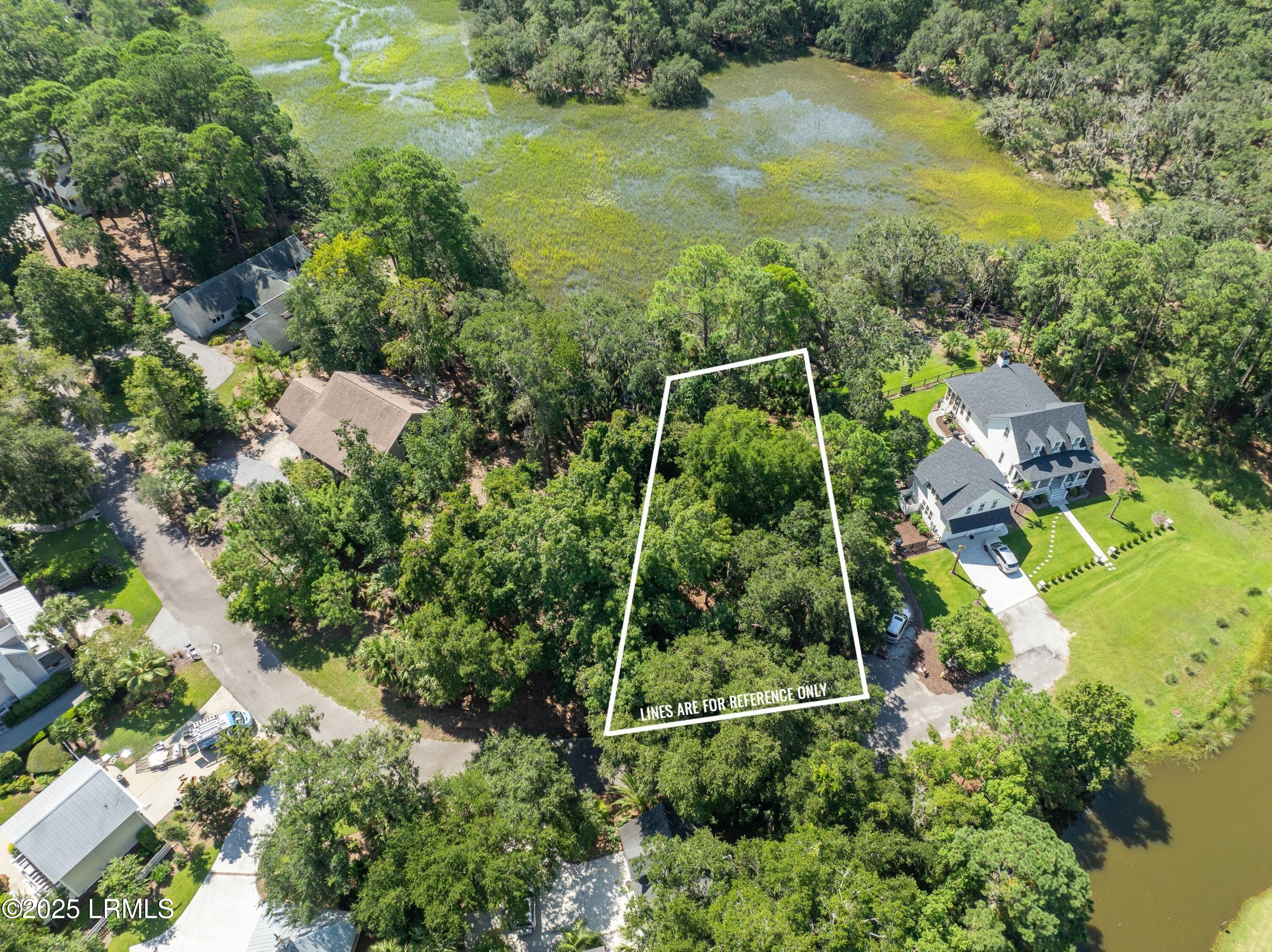 19 Sheridan Road Beaufort, SC 29907 - Photo 21 of 34 DJI_0375.jpg-SMALL