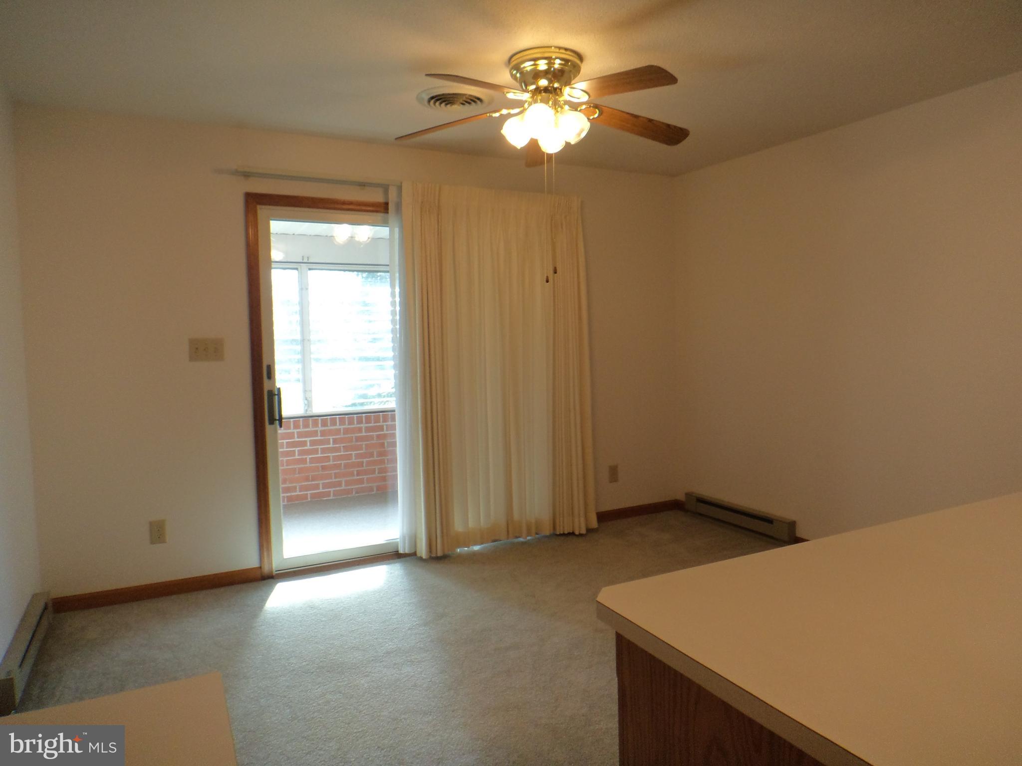 214 Minnich Road Chambersburg, PA 17201 - Photo 7 of 23 Dining area