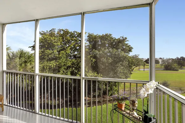 $1,675 | 2851 South Palm Aire Drive, Unit 407, Pompano Beach, FL 33069