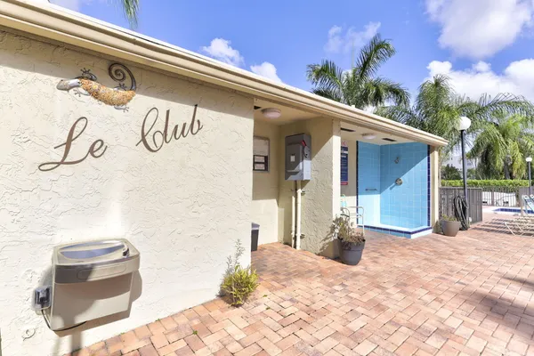 $1,675 | 2851 South Palm Aire Drive, Unit 407, Pompano Beach, FL 33069