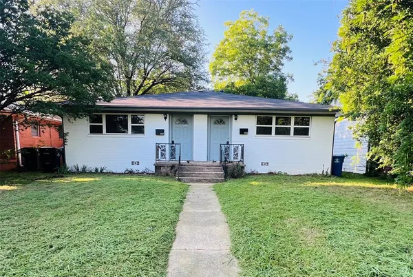 $1,100 | 927 West Morton Street, Denison, TX 75020