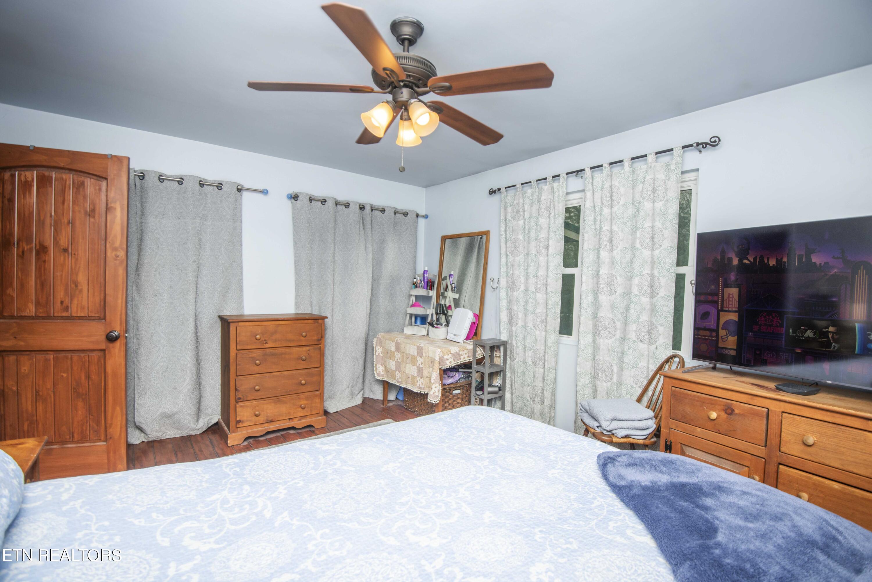 2320 Hidden Mountain Road Sevierville, TN 37876 - Photo 26 of 51 bed_1