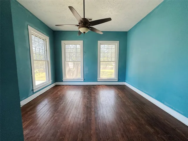 $248,900 | 100 West Stockbridge Street, Eagle Lake, TX 77434