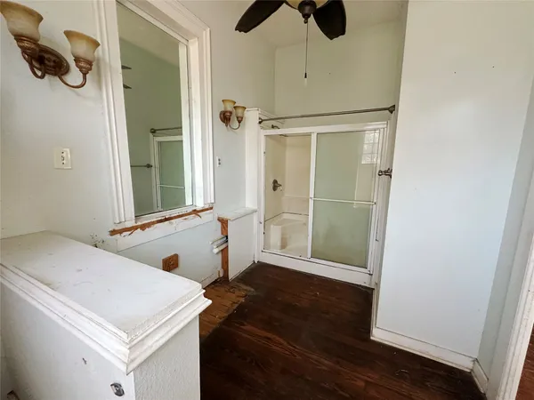 $169,900 | 100 West Stockbridge Street, Eagle Lake, TX 77434