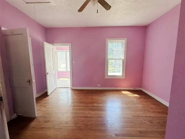 $169,900 | 100 West Stockbridge Street, Eagle Lake, TX 77434