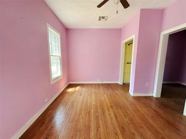 $169,900 | 100 West Stockbridge Street, Eagle Lake, TX 77434