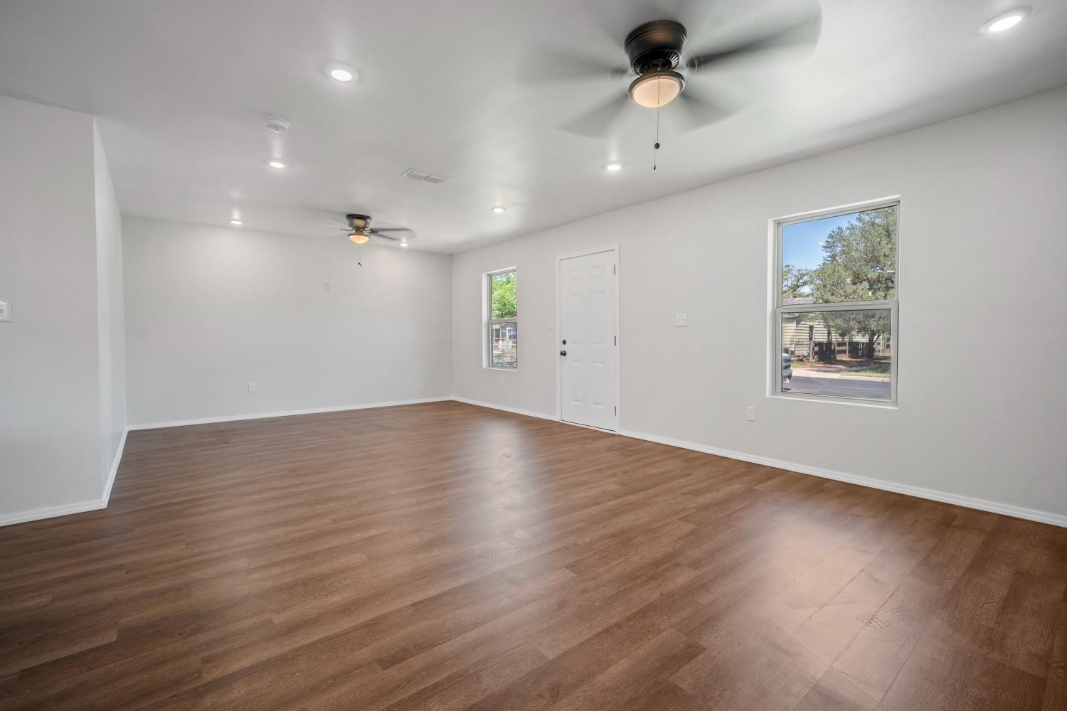 613 31st Street Lubbock, TX 79404 - Photo 3 of 23 Photo 3