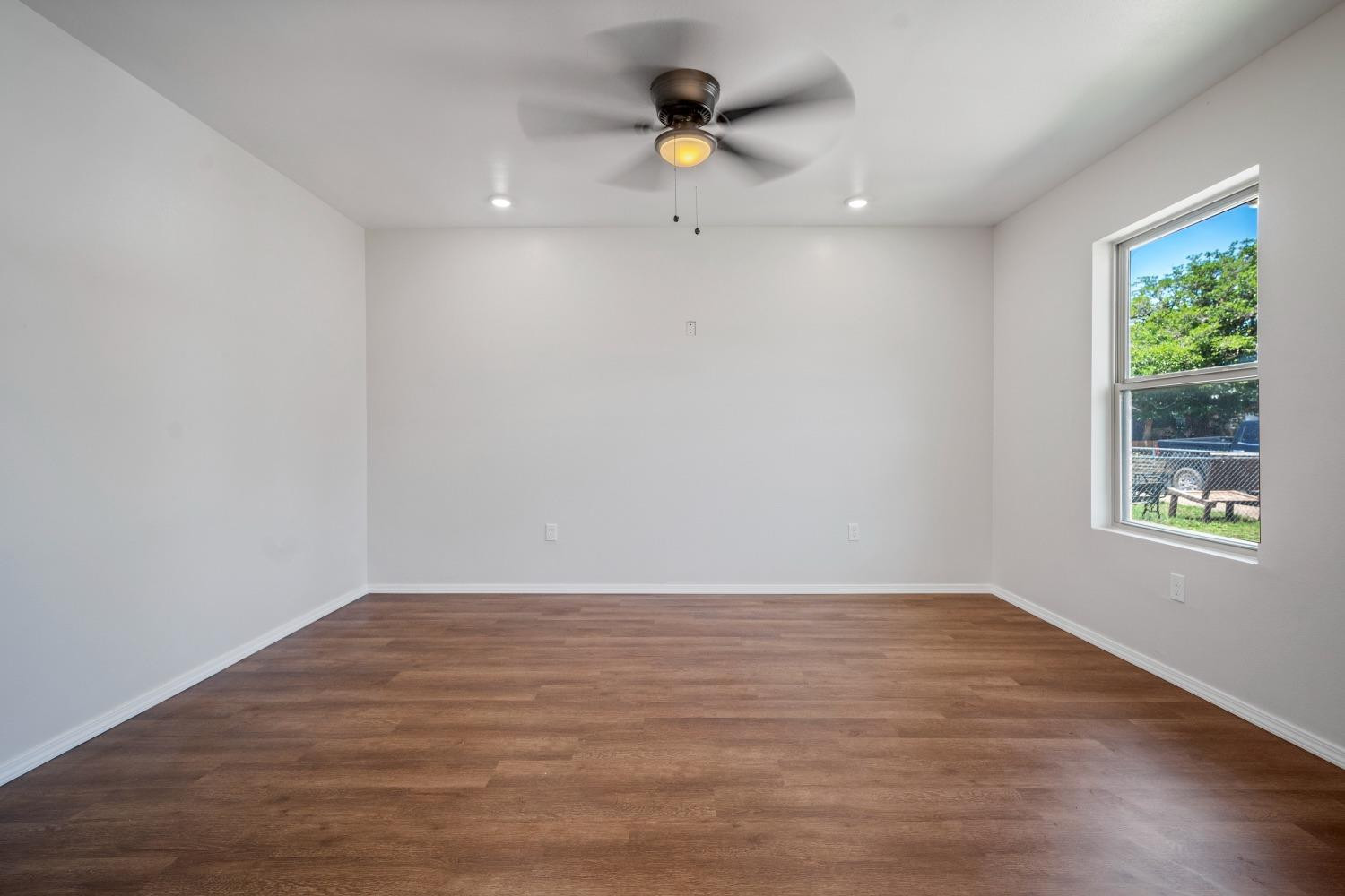 613 31st Street Lubbock, TX 79404 - Photo 4 of 23 Photo 4