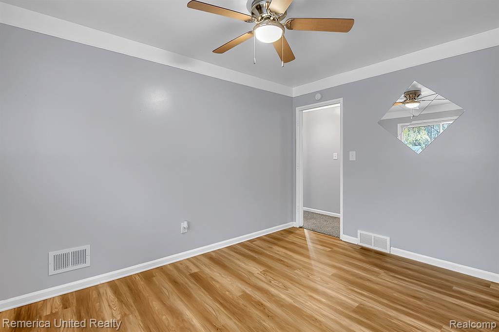 387 Longfellow Inkster, MI 48141 - Photo 13 of 22