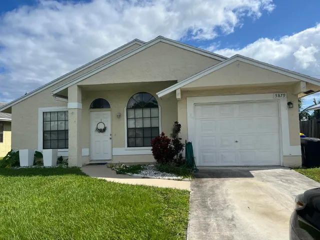 $319,927 | 5879 Southeast Wilsie Drive, Stuart, FL 34997