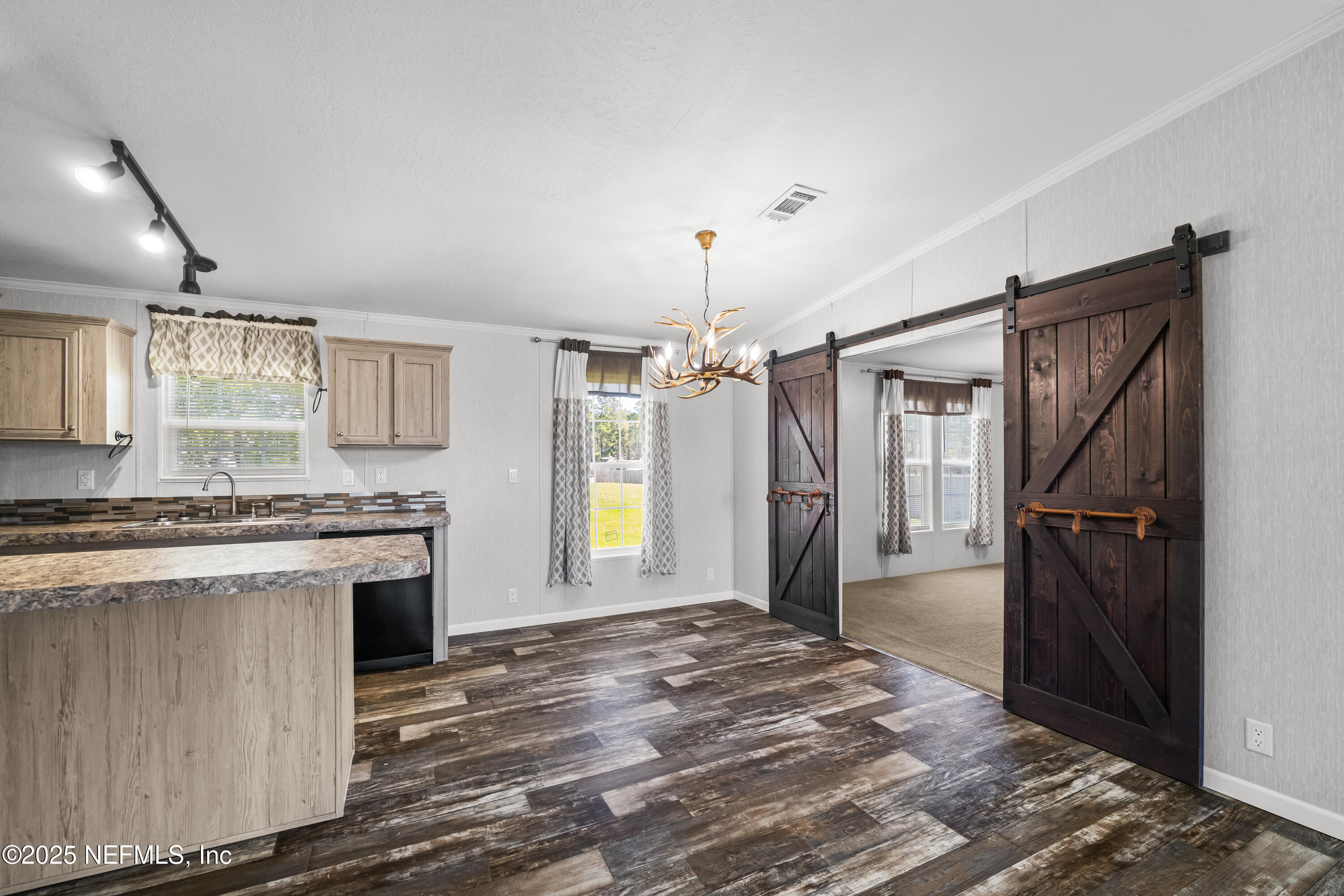 3289 Russell Road Green Cove Springs, FL 32043 - Photo 15 of 41 Kitchen