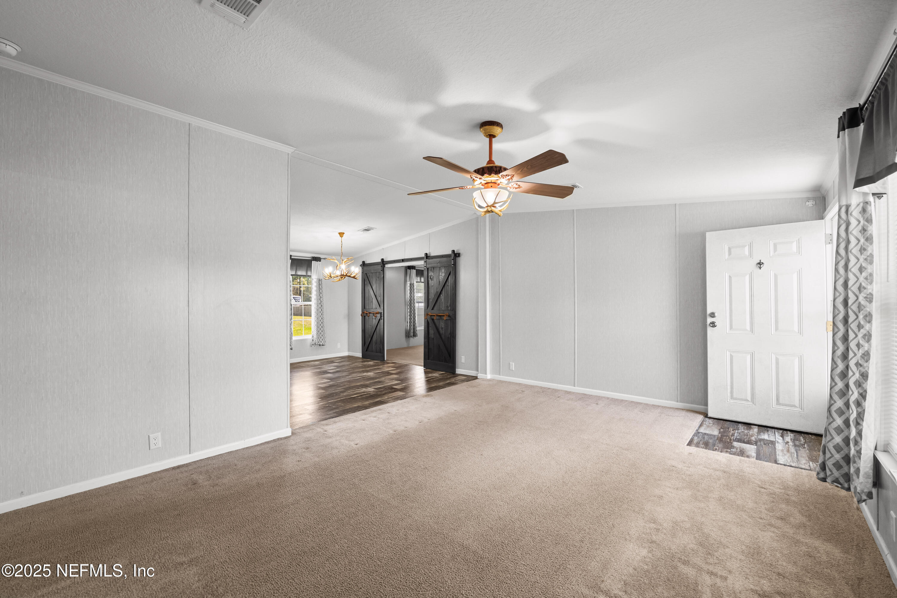3289 Russell Road Green Cove Springs, FL 32043 - Photo 7 of 41 Living Room