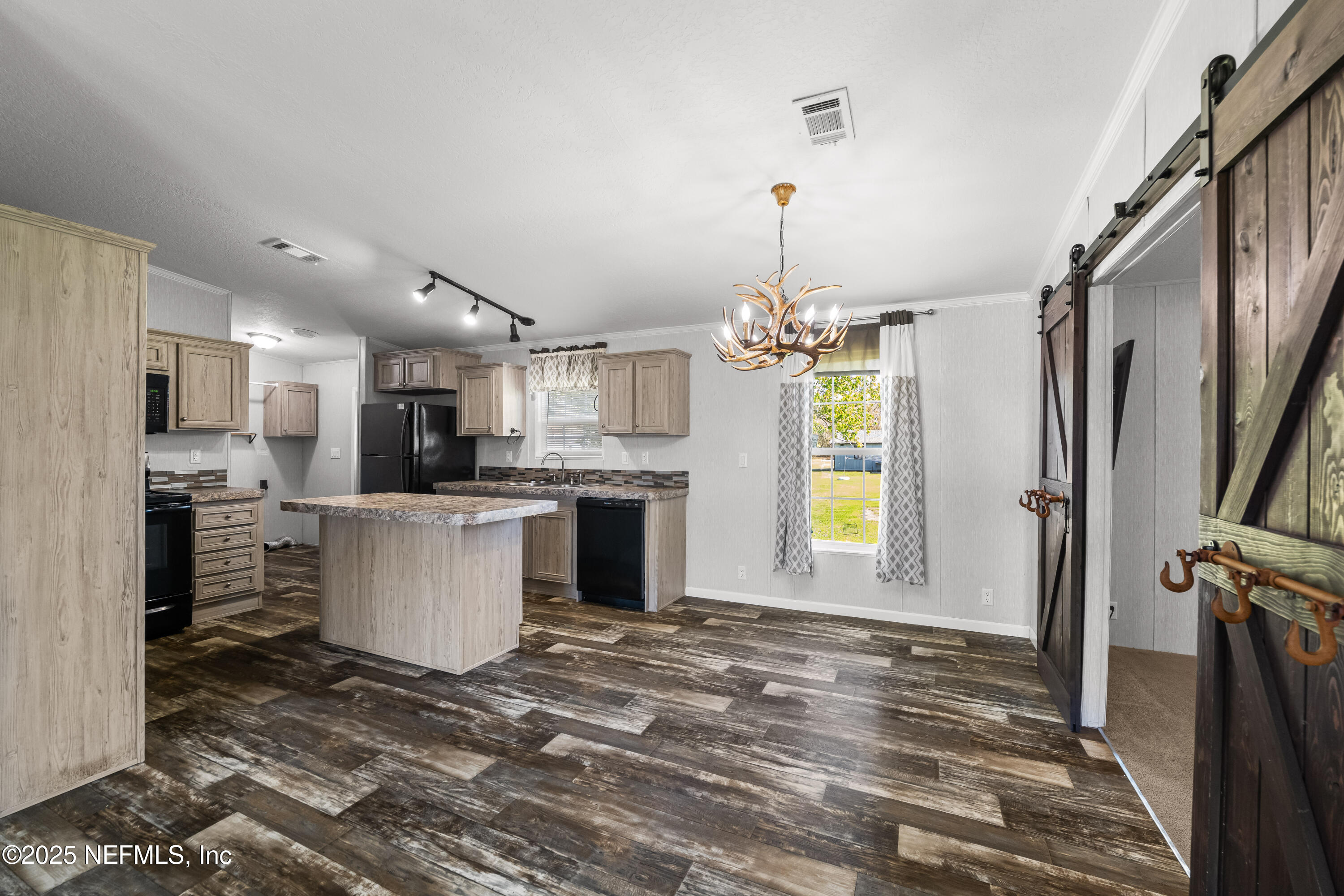 3289 Russell Road Green Cove Springs, FL 32043 - Photo 10 of 41 Kitchen
