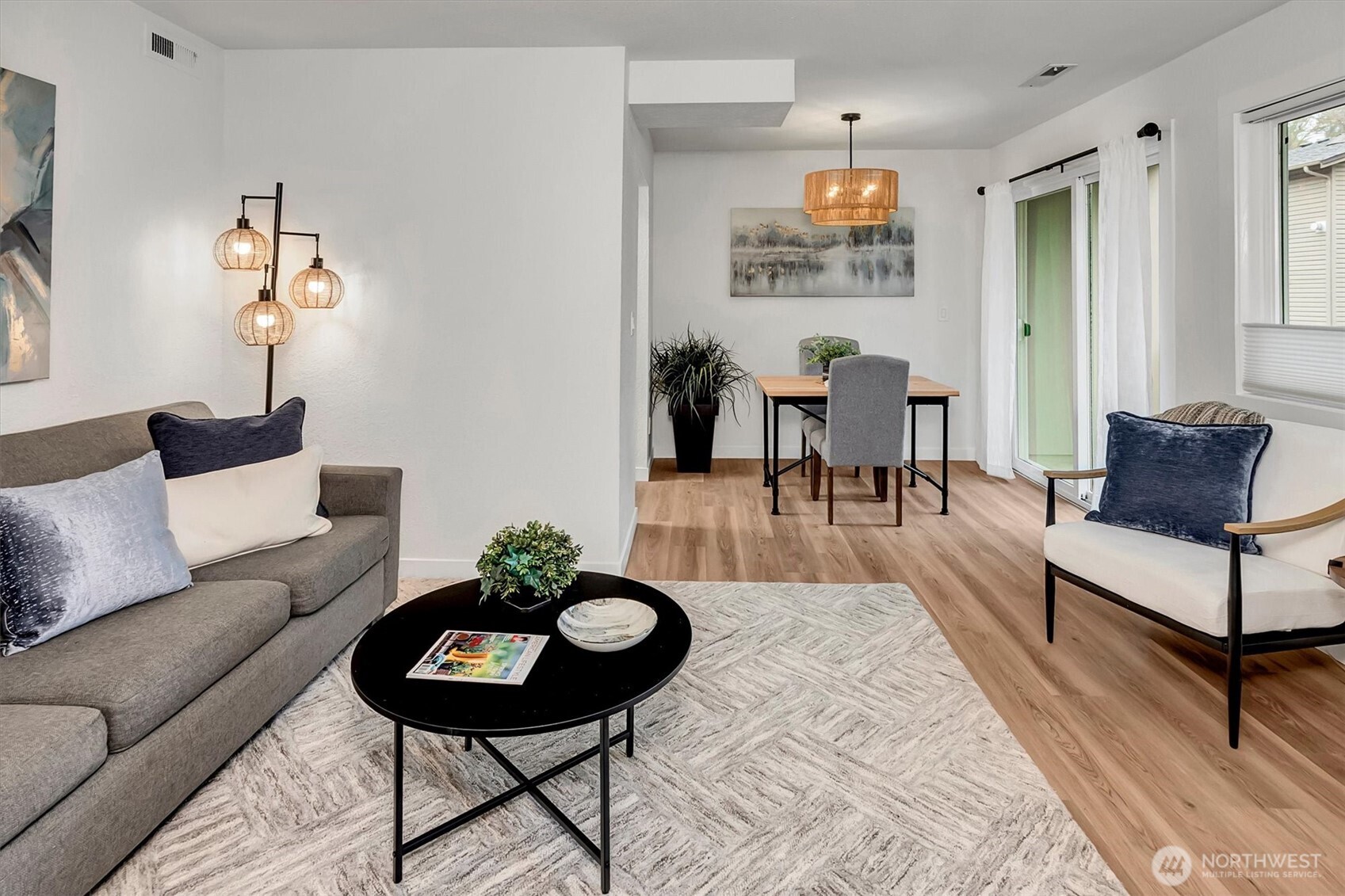 9517 Northeast 180th Street, Unit B203 Bothell, WA 98011 - Photo 2 of 21