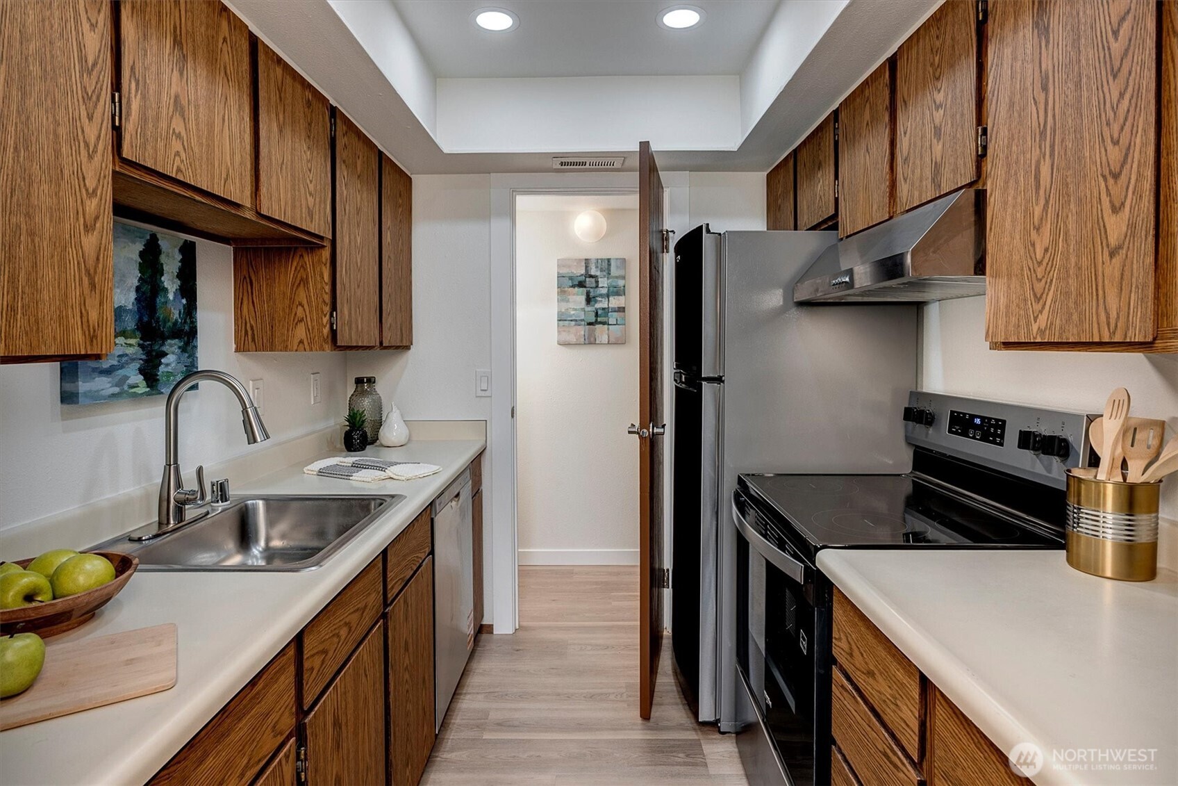 9517 Northeast 180th Street, Unit B203 Bothell, WA 98011 - Photo 9 of 21