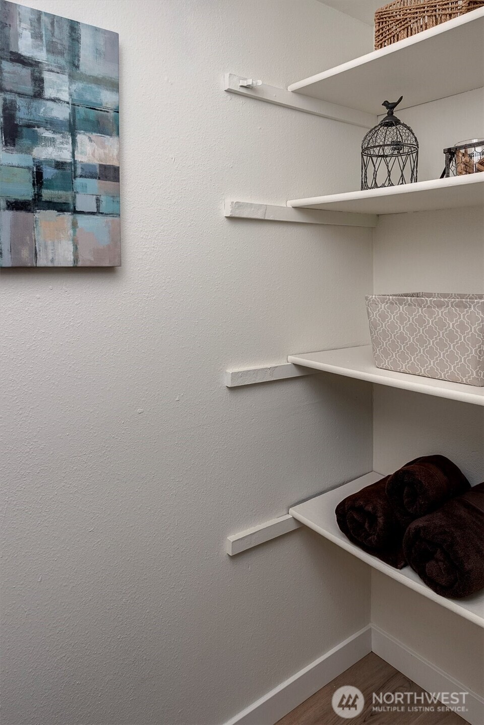 9517 Northeast 180th Street, Unit B203 Bothell, WA 98011 - Photo 10 of 21