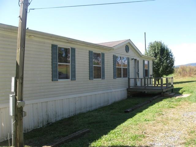 1945 Jewett Road Grandview, TN 37337 - Photo 1 of 15 front