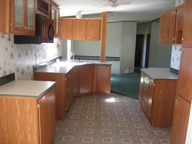 1945 Jewett Road Grandview, TN 37337 - Photo 6 of 15 kitchen1