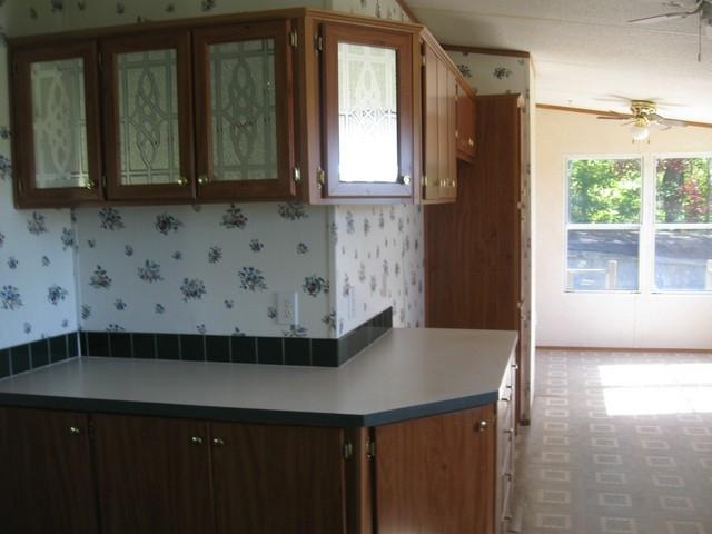 1945 Jewett Road Grandview, TN 37337 - Photo 8 of 15 kitchen1