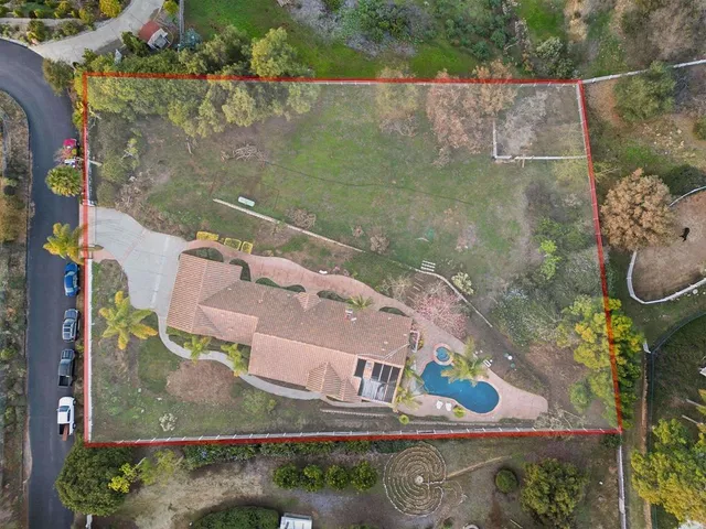 $1,245,000 | 2449 Trails End, Fallbrook, CA 92028