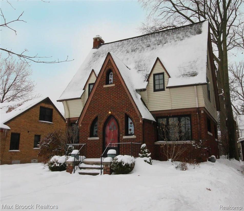 7 Amherst Road Pleasant Ridge, MI 48069 - Photo 1 of 30 7 Amherst