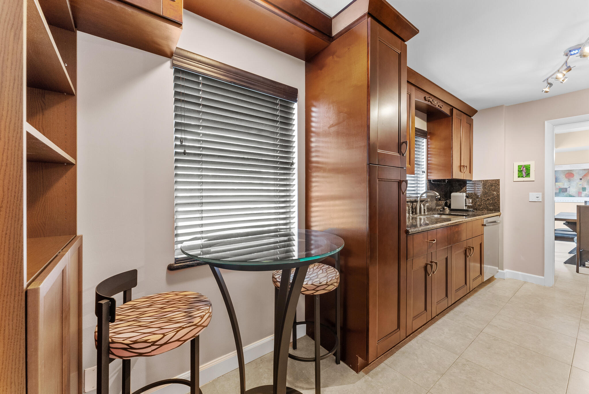 6300 Northwest 2nd Avenue, Unit 201 Boca Raton, FL 33487 - Photo 3 of 31 Kitchen 3